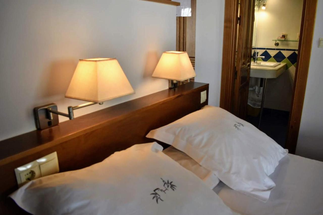 Apartamentos Alhambra Granada Bagian luar foto